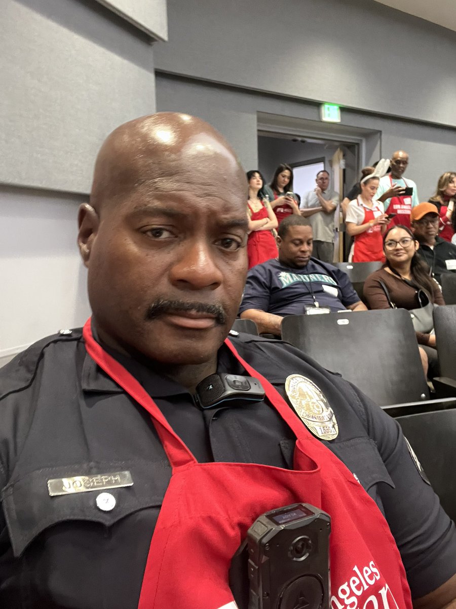 Senior Lead Officer Deon Joseph tweet media