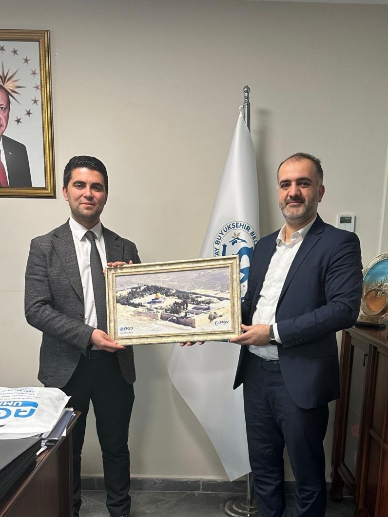 📌AGD Hatay Şube Başkanımız Serkan Bulut, Hatay Büyükşehir Belediyesi Genel Sekreter Yardımcısı Uğur Kandemir ve İnsan Kaynakları Daire Başkanı Bahattin Toptaş’ı makamlarında ziyaret etti.

<a href="/agdorgtr/">AGD Anadolu Gençlik</a> <a href="/HatayBSB/">Hatay Büyükşehir Belediyesi</a>
#AGD #Hatay #Ziyaret  #YerelYönetimler