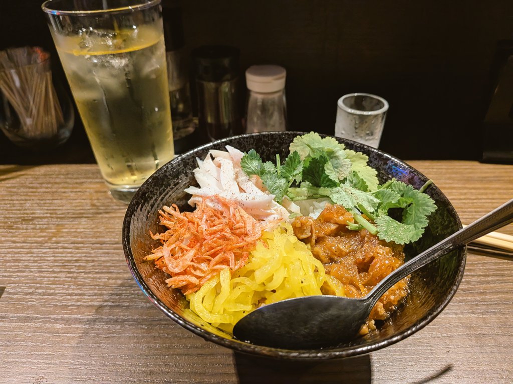 徳井いくと tweet media