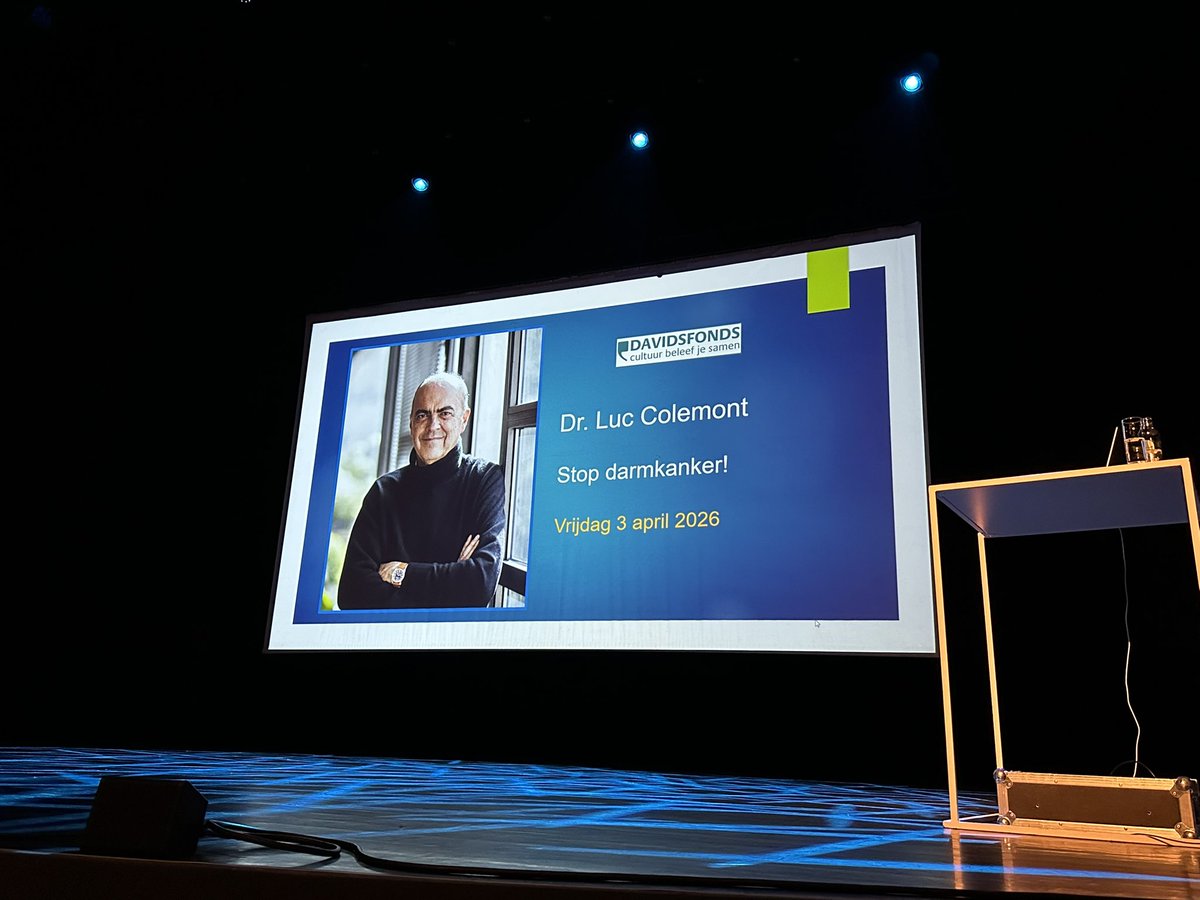 LucColemont's tweet photo. We gaan eraan beginnen!
Veel volk in CC Scharpoord in Knokke voor @StopDarmkanker avond #837 😉

#kennisdelen op ‘Goede Vrijdag’ 🍀
#DoeDeTest 🙏💙 https://t.co/2ZrwHBLQ2n