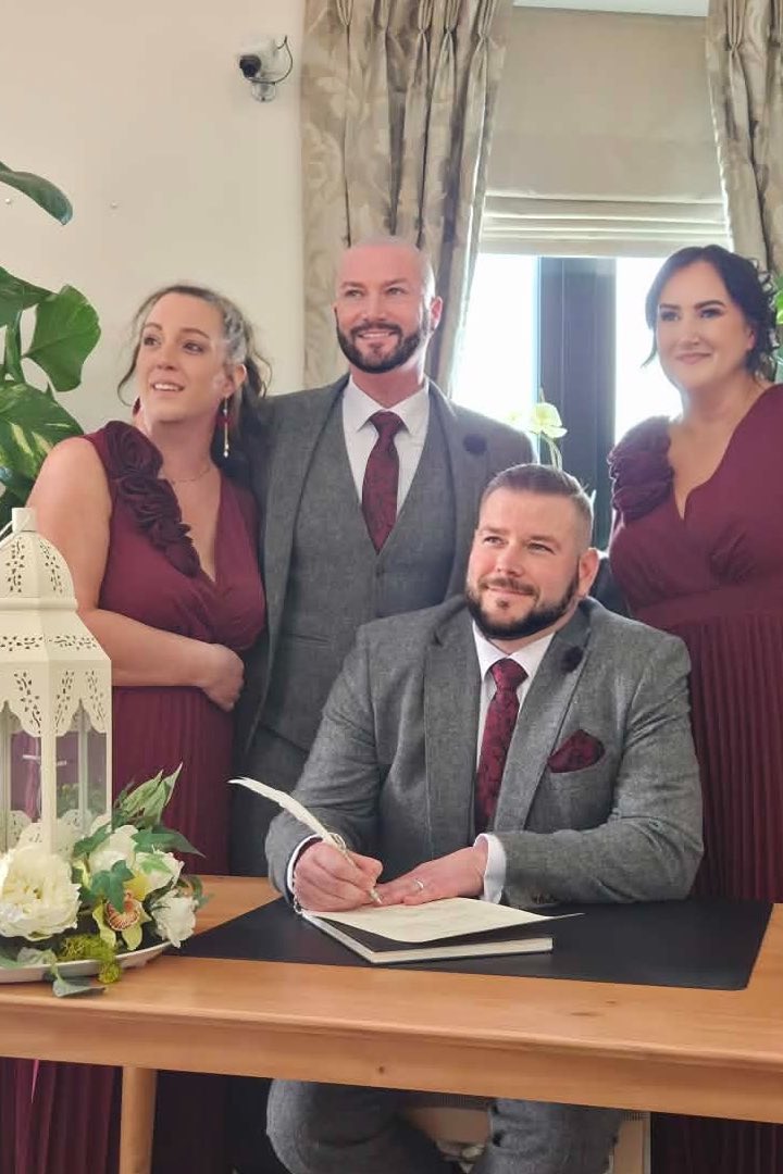 Bevlaaar tweet media