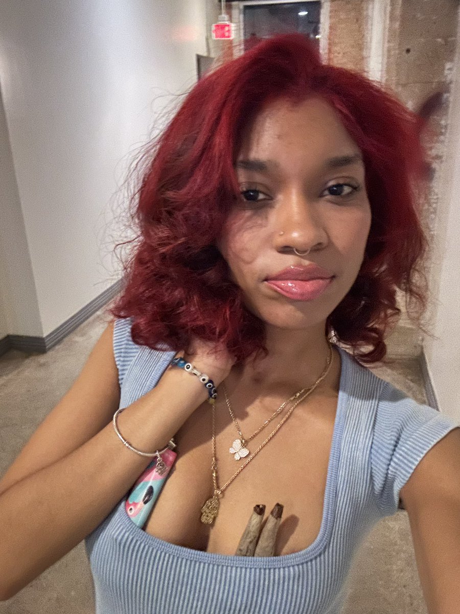 Sonia🌹 tweet media