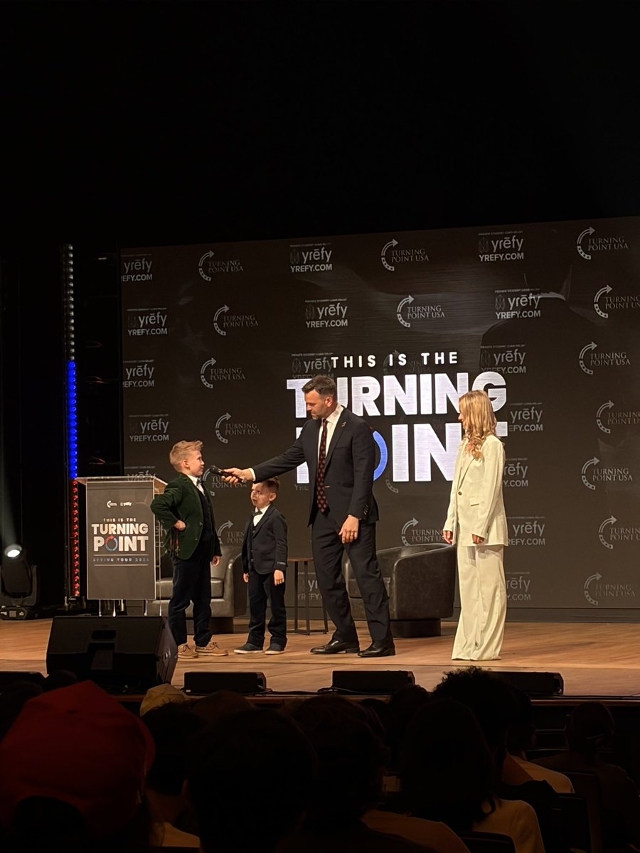 Sarah Mahinay tweet media