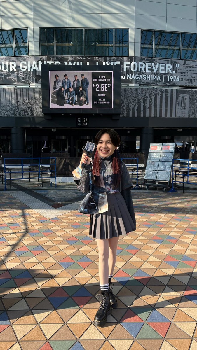 𝑛𝑎 tweet media