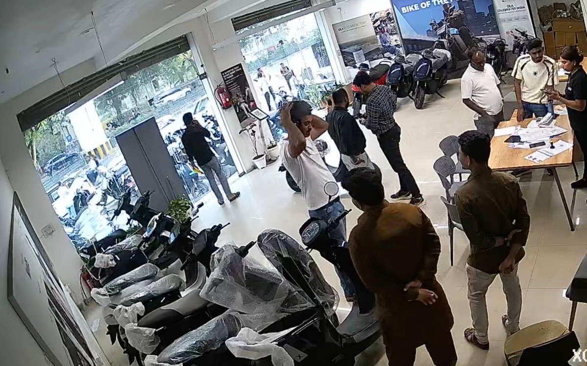 Bhavish Aggarwal tweet media