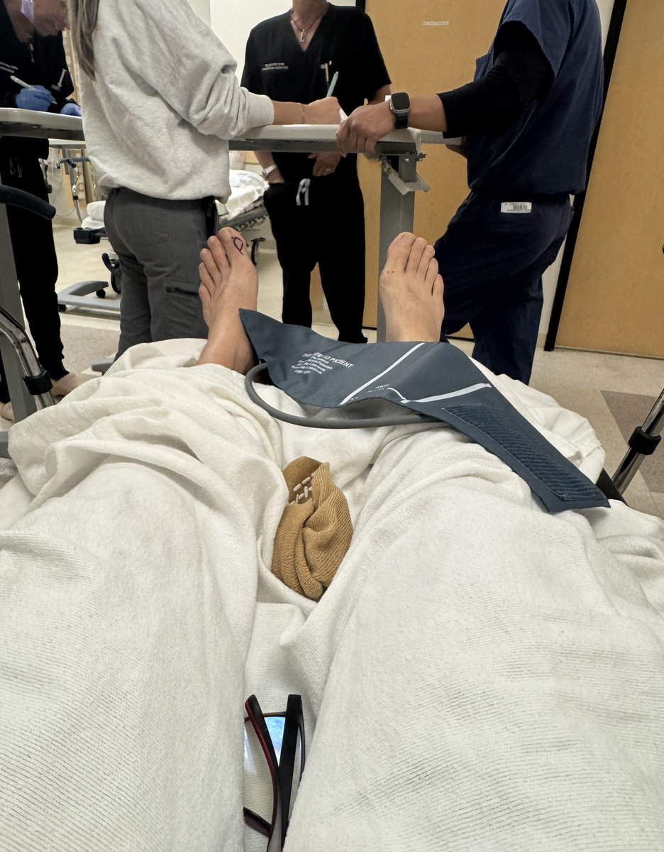 TROY ☎️ tweet media