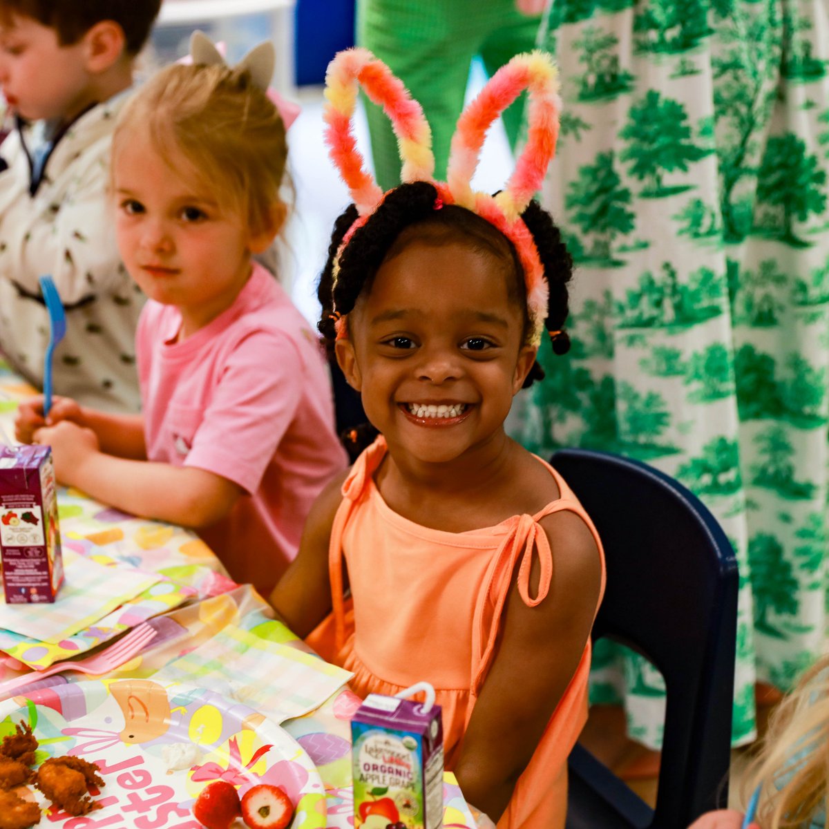 mtparanschool's tweet photo. Our preschool and lower school students celebrated the GOOD NEWS with class Easter parties, egg hunts, and beautiful performances. With special treats, crafts, and activities, our youngest Eagles were reminded of the precious gift of eternal life that we celebrate each Easter. #MPCSPreschool #MPCSLowerSchool
(For the full photo gallery, please visit our Facebook page.)