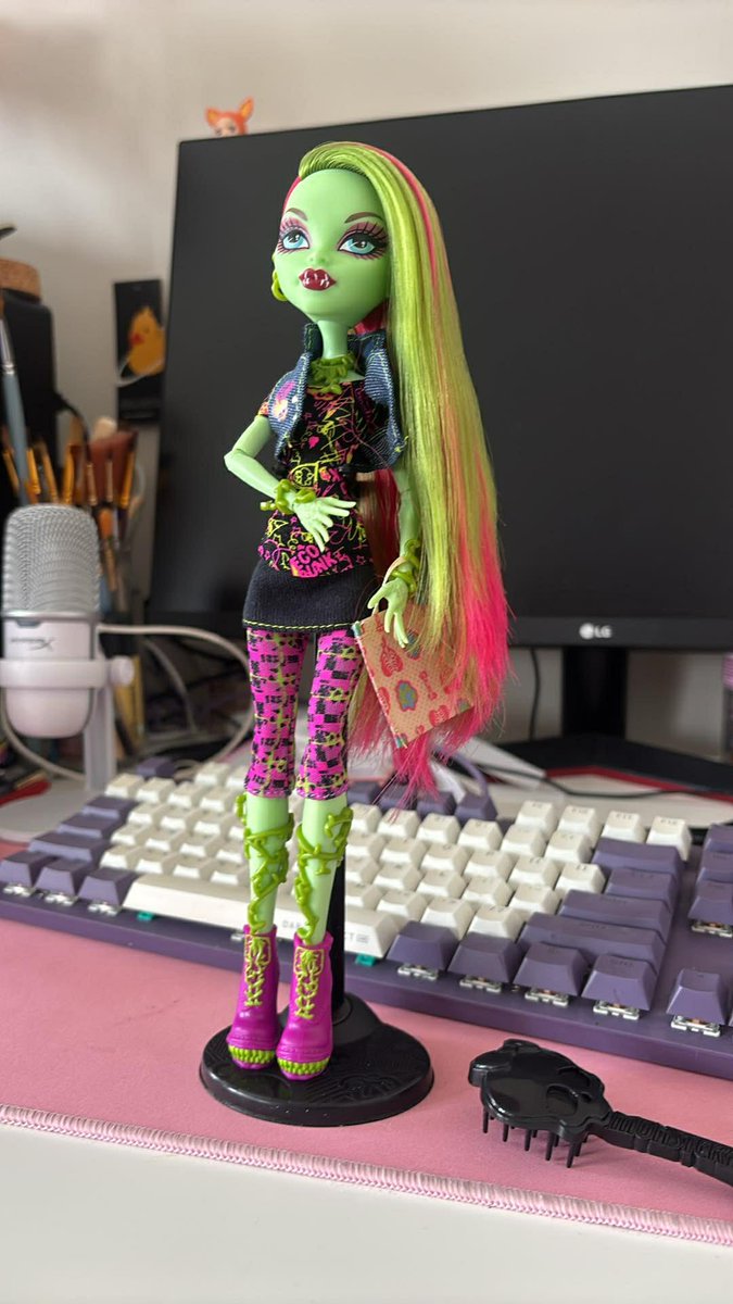 julia 🕊️ ꩜ tweet media