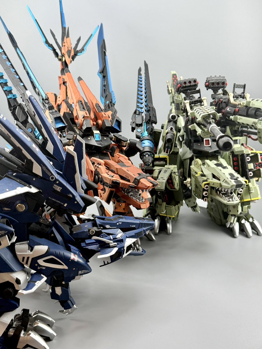 anaheim_mech's tweet image. The Three Amigos 🦖🦖🦖

Berserk Fury in Liger Zero CAS 
バーサークフューラー

#zoids #berserkfury #ligerzero #gunpla #mecha