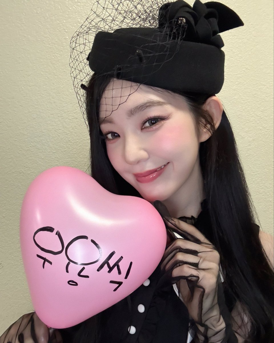 𝐳𝐧𝐚𝐧𝐝 𝐬. tweet media