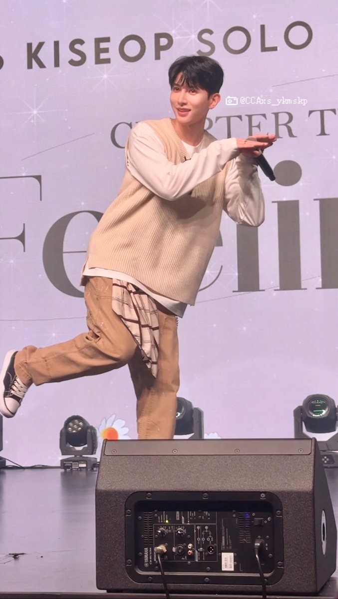 CCAxs_ykmskp's tweet image. 2026.4.2
𝐾𝐼𝑆𝐸𝑂𝑃 𝑆𝑂𝐿𝑂 𝐹𝐴𝑁𝑀𝐸𝐸𝑇𝐼𝑁𝐺
𝐶𝐻𝐴𝑃𝑇𝐸𝑅 𝑇𝑊𝑂:𝐹𝑒𝑒𝑙𝑖𝑛𝑔𝑠💐

#Kiseop 

撮可タイムのお写真、ワイのiPhoneクオリティでも需要あるのか分からんけど、とりあえず自分の記念用に載せとく。