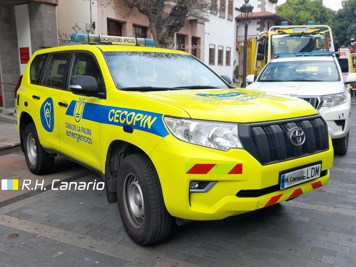 modcanario's tweet photo. 🇮🇨🏛️ EME-VC-01 CECOPIN Cabildo La Palma Emergencias (CEntro de Coordinación OPerativa INsular)
🇯🇵 2017 Toyota Land Cruiser Prado Basalto 2.8 D-4D [J150]

#Toyota #ToyotaLandCruiser #ToyotaJ150 #CECOPIN #CabildoLaPalma #Emergencias #EmergencyCoordinator #KdoW #Kommandowagen https://t.co/JY1PiLhKBg