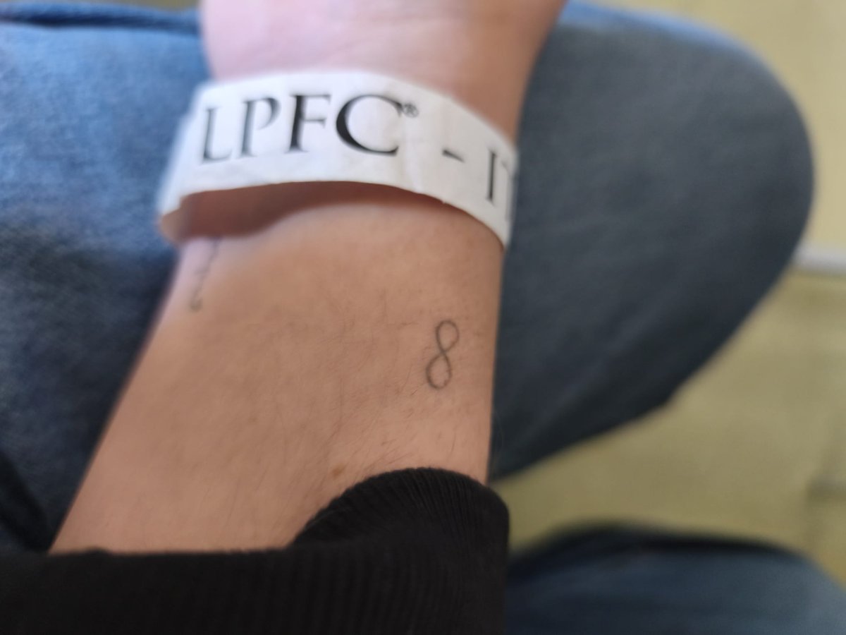 Inés Pausiniana tweet media