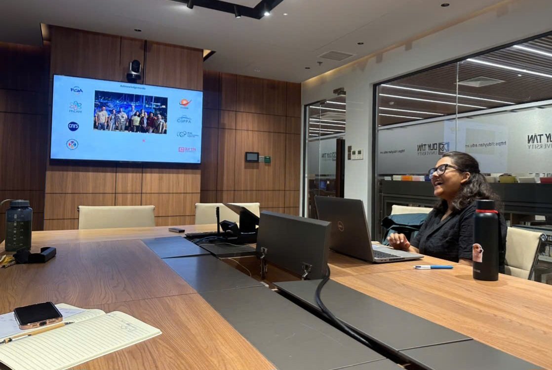 dtc2lab's tweet photo. [Seminar at DTC2 Lab]
A talk was delivered today on the pesticide oxidation topic by Ms. Madhumita Chakraborty, a 2nd year Ph.D student supervised by @FlorentLouis59  @TaamalliS  and @ToubinC 
Madhumita finishes soon her 1-month internship at our lab.
@duyquang_dao @ThiChinhNgo1 https://t.co/q4lD8xoPIJ