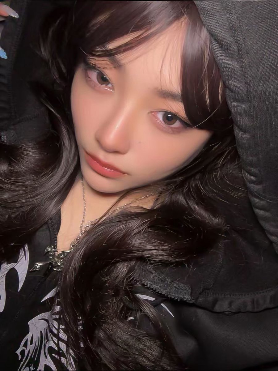 riri ۶ৎ tweet media