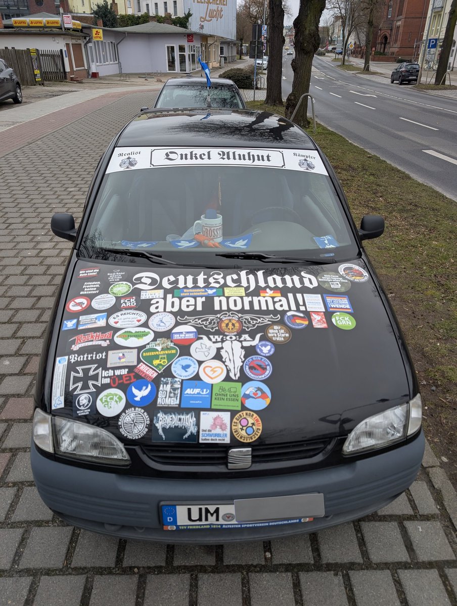 Benni Worldwide tweet media