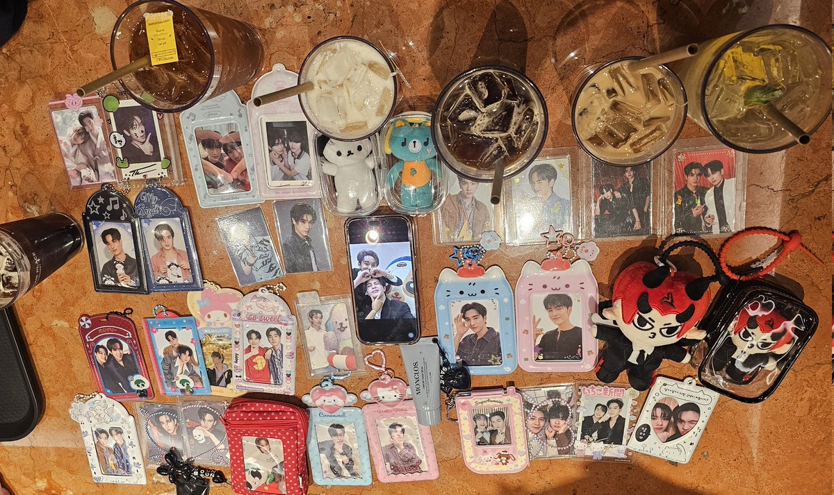 𝕫𝕚𝕫𝕚 tweet media