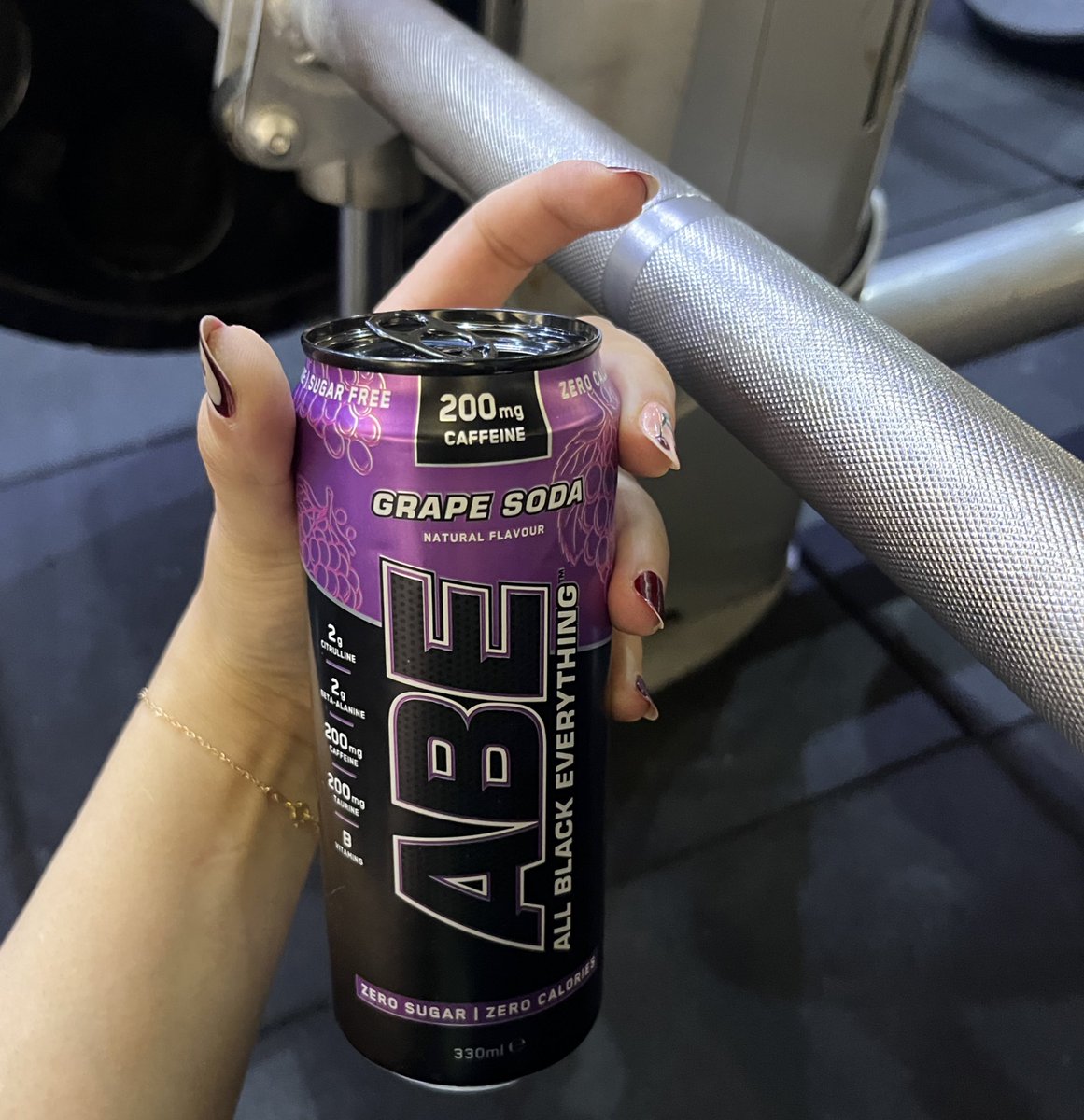 reema 🀢 tweet media