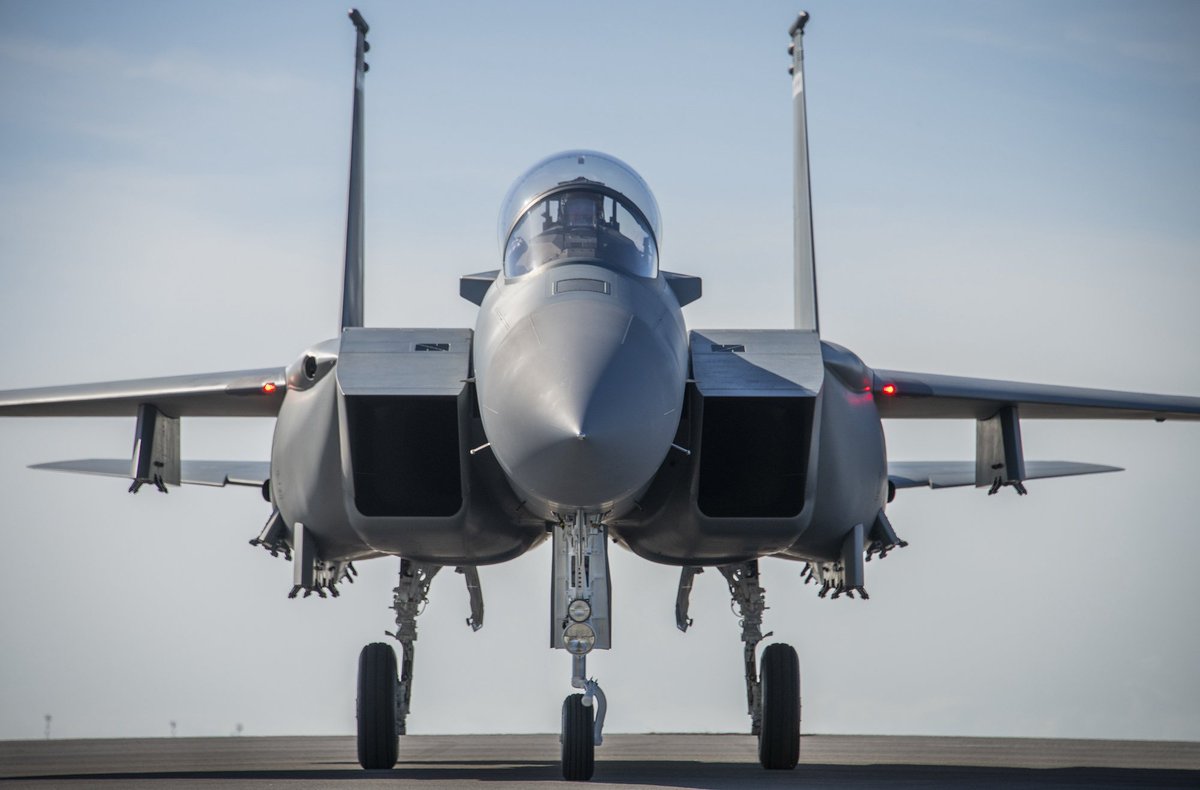 JUST IN : Iran Shoots Down F‑15 Fighter Jet, Two Crew Missing as U.S. Launches Rescue Mission – Axios