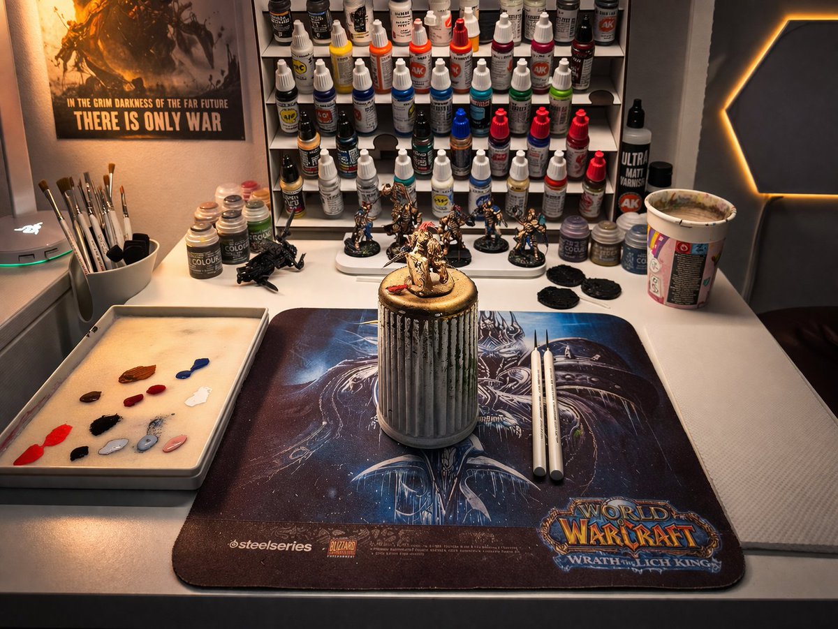 LeyzarGaming's tweet image. Starting a new miniature painting session 🔥🎨

Breaking out the paints, brushes, and diving back into Warhammer 40K. Time to bring some tiny warriors to life—let’s see how this one turns out 👀

#Warhammer40K #MiniaturePainting #HobbyTime #WarhammerCommunity