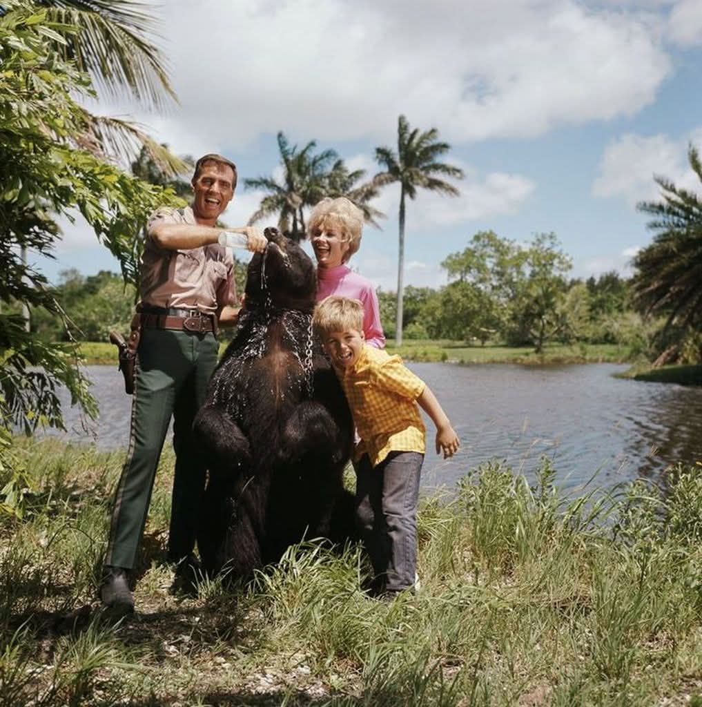 Johnny Cadillac tweet media