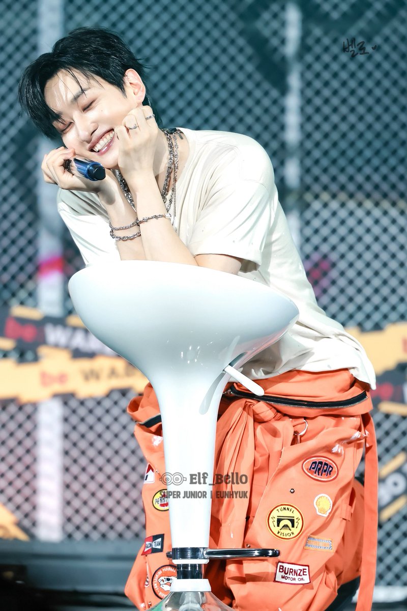 Mari🍓 tweet media