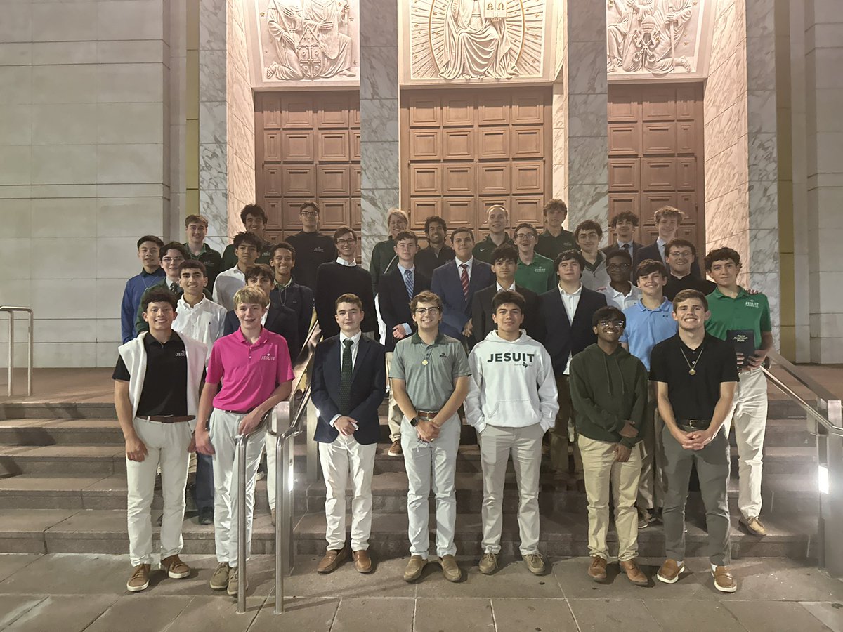 Strake Jesuit tweet media