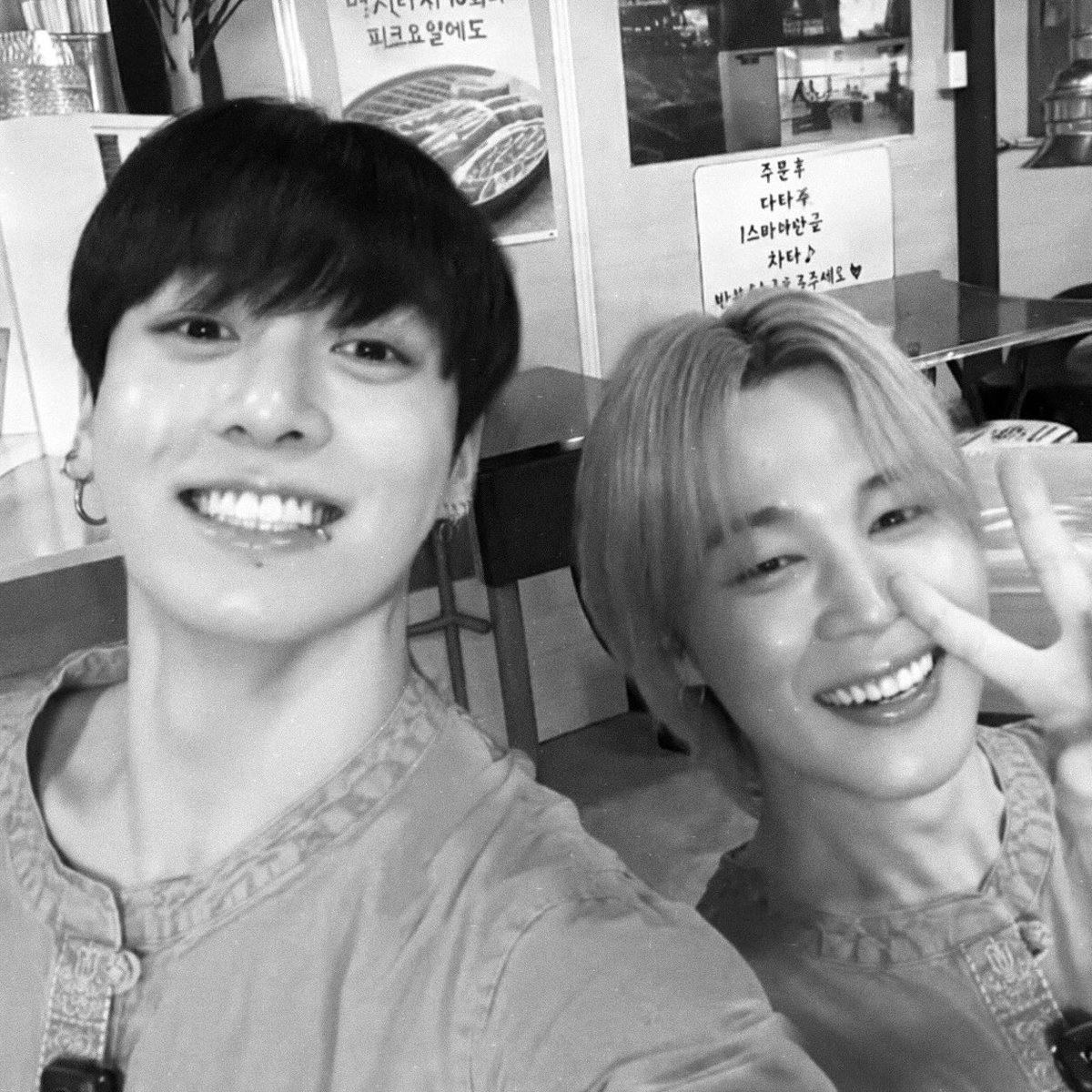 .𖥔 ݁ tweet media