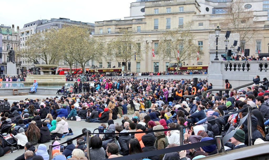 Sadiq Khan tweet media