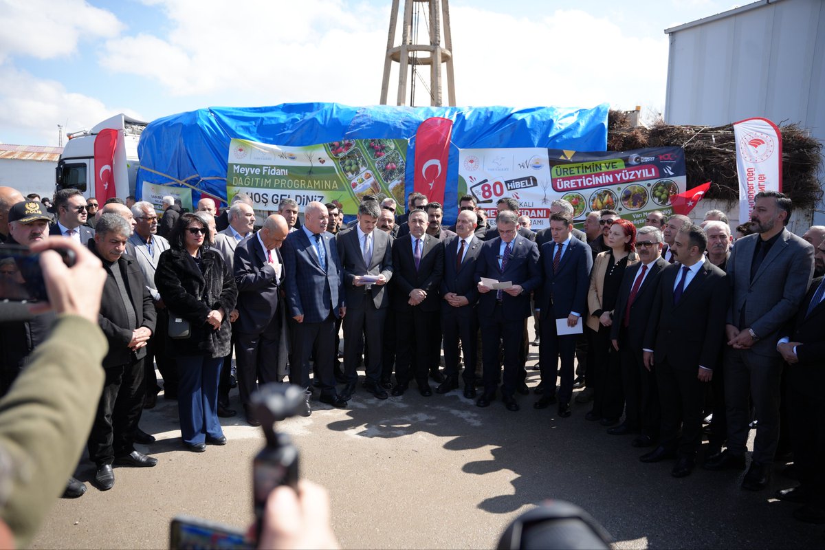 AK Parti Van tweet media