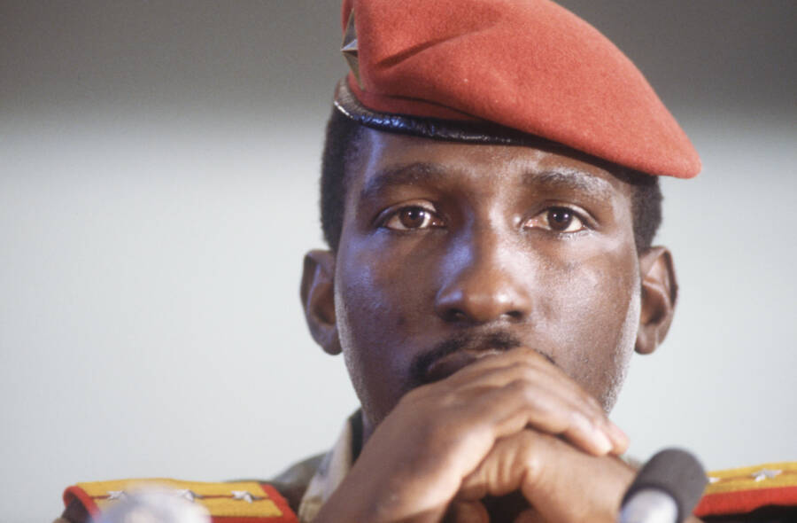 ultras_antifaa's tweet photo. “We must choose between champagne for a few or drinking water for all.”

— Thomas Sankara https://t.co/Da7RamwVny