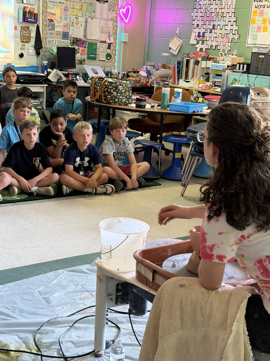 Mrs. Badal tweet media