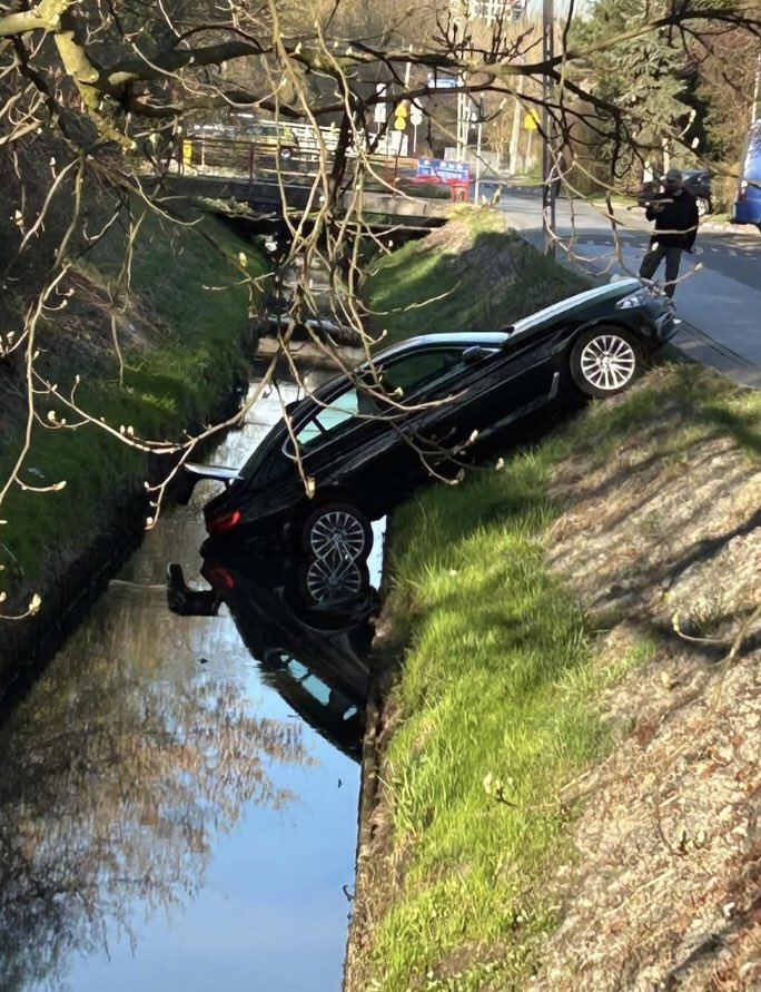 Kaligula tweet media