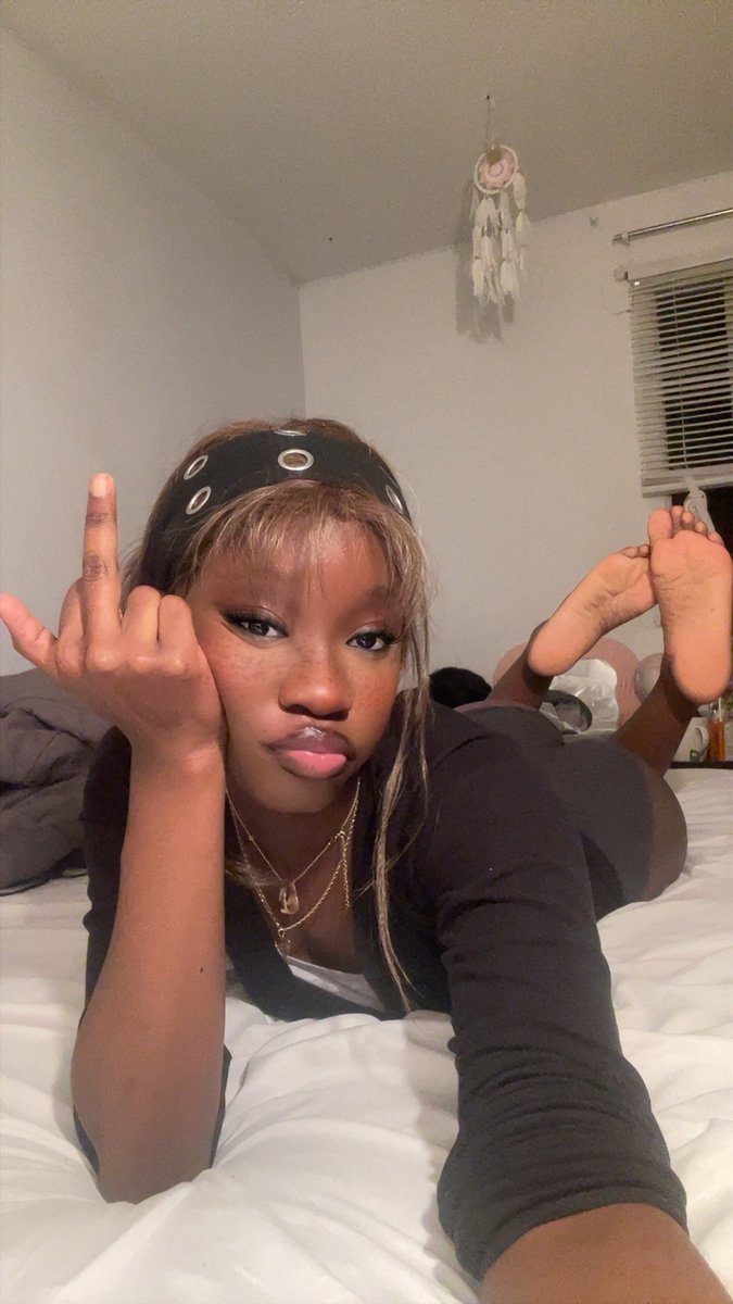 Aɱαɾყ ☆ tweet media