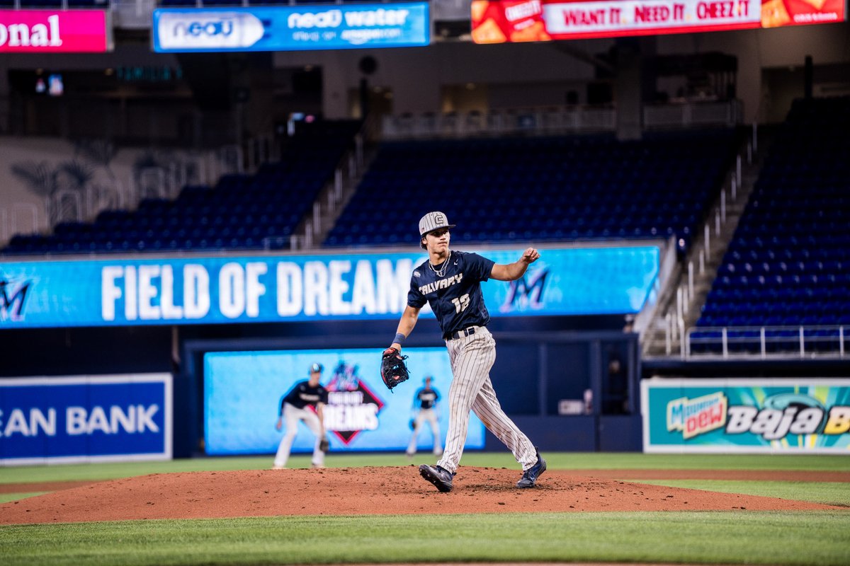 nickylom16's tweet photo. Had the opportunity to pitch a game at marlins park, a moment that I will cherish forever and am so blessed to have the opportunity to do. 4-1 W for the guys and 5.1 IP 1 ER 3 H 2 BB 4ks https://t.co/H3pjX1UwLJ