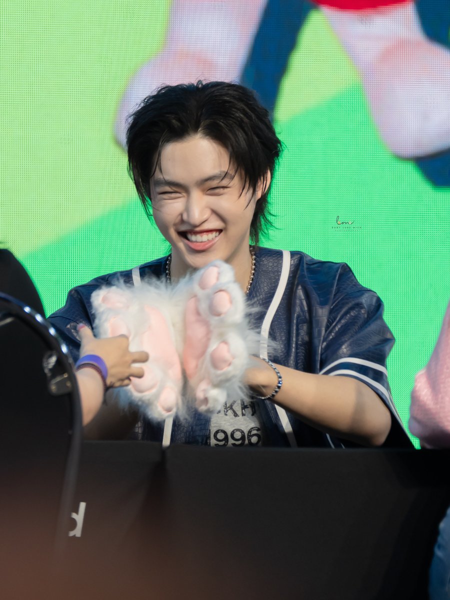 Baby LukeMick 🦊🐰 tweet media