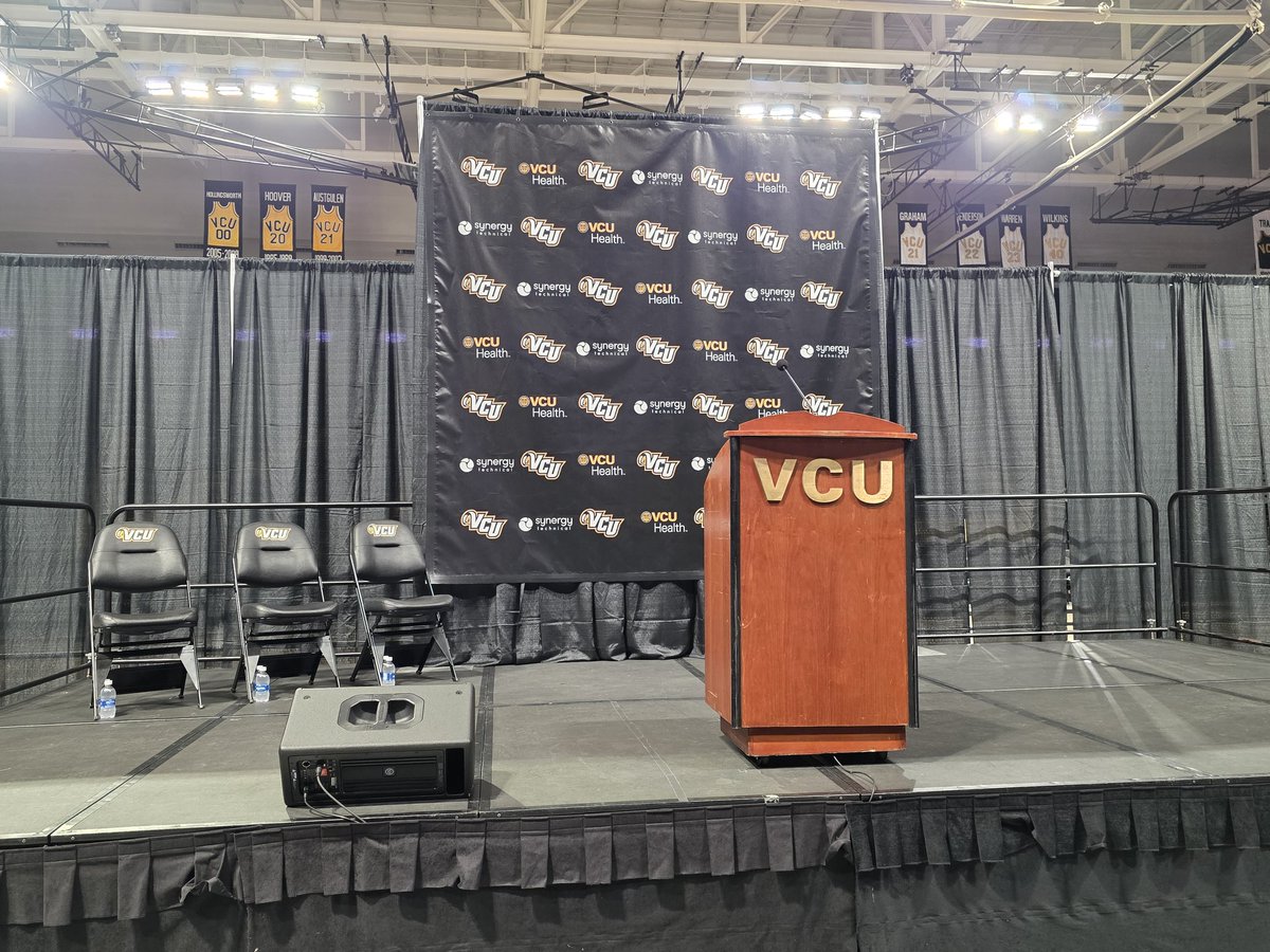 CBS6SportsSean's tweet image. Here at the Siegel Center, where #VCU will officially introduce Chelsea Banbury (@CoachBanburyHPU) as the new Women's Basketball Coach!

@CBS6 @VCUWBB @VCUAthletics @GoVCURamsAD