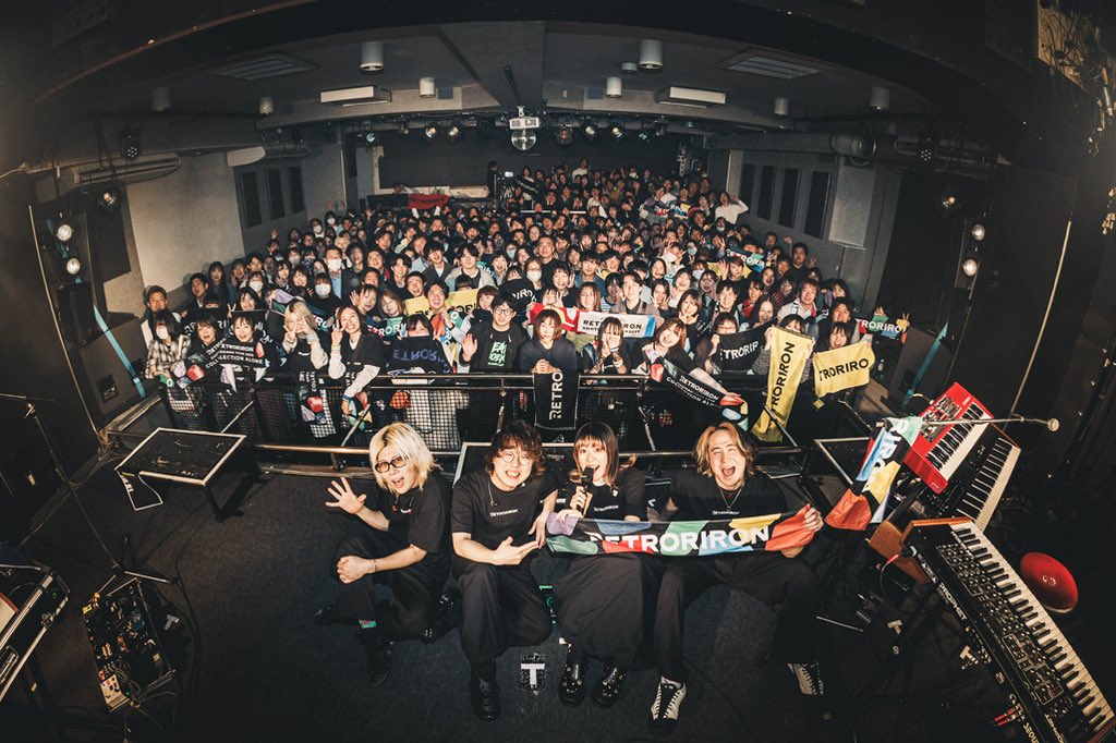 retroriron's tweet photo. ▶︎▷ THANK YOU SOLD OUT!! ◀︎◁

"RETRORIRON 1st Full Album「コレクションアローン」RELEASE ONE-MAN TOUR 2026"

4/3(Fri)【金沢】AZ

photo by @sueyoshiryouta https://t.co/ezrT8jnjaF