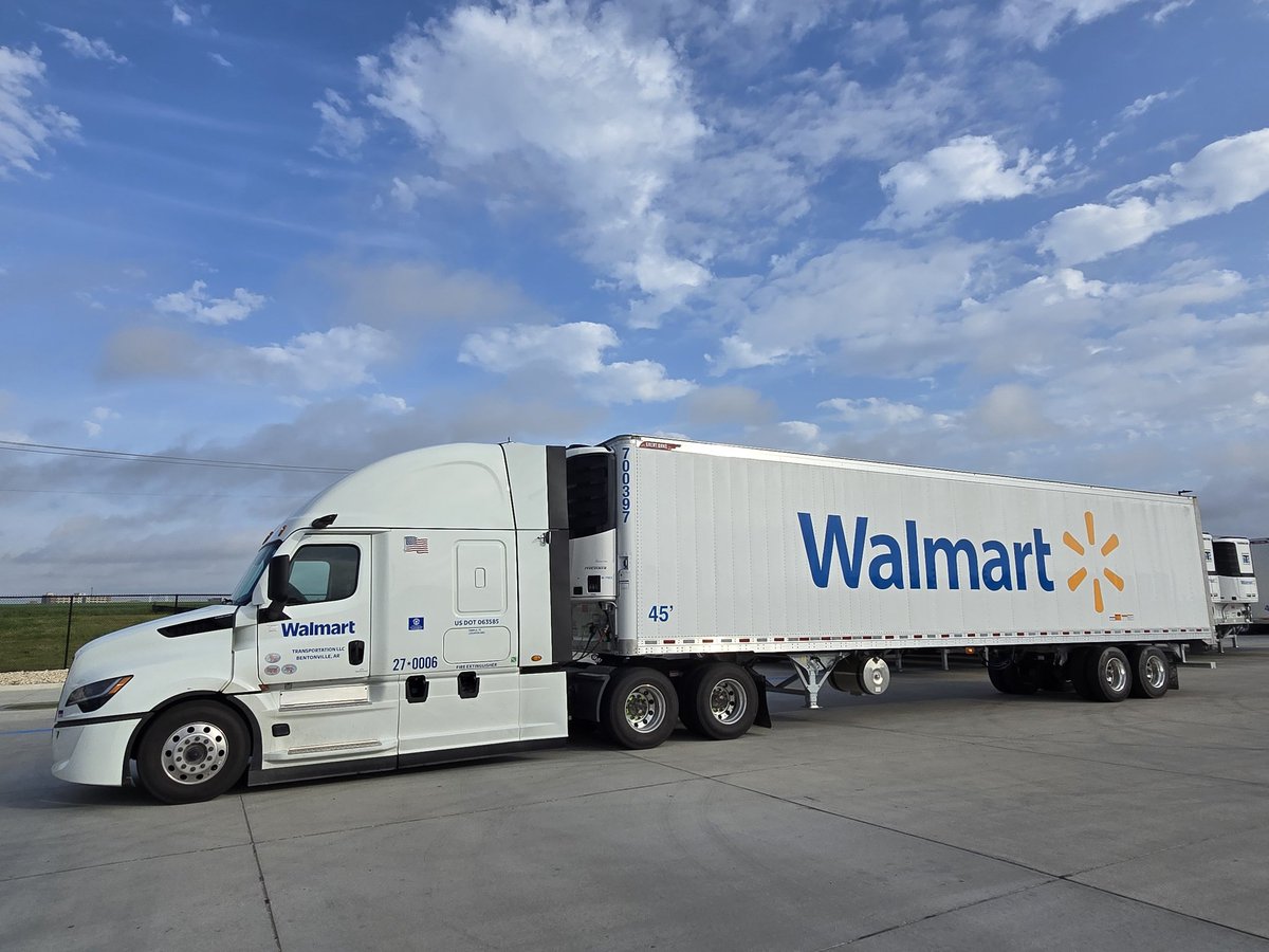 Mike.. Certified Life Coach🥸 tweet media