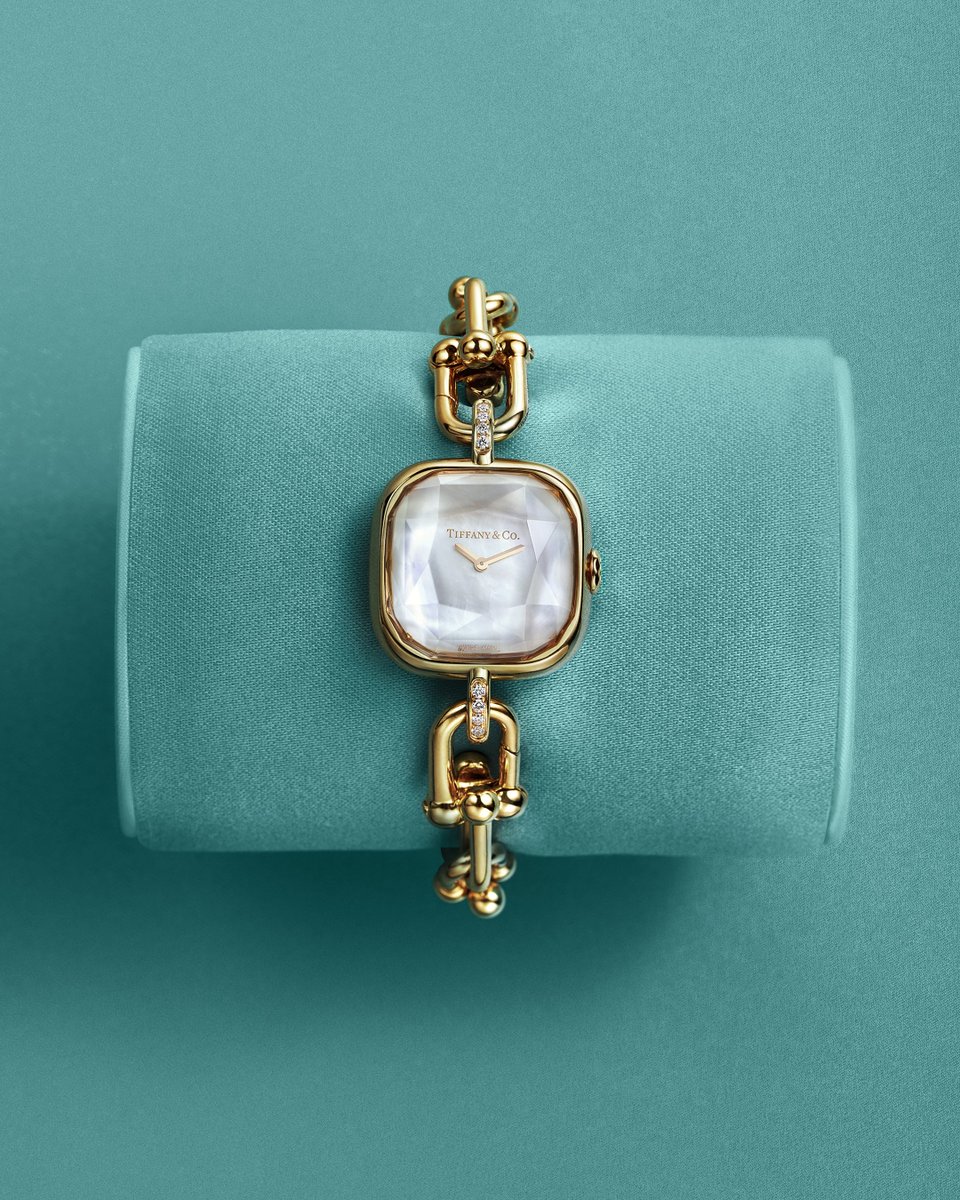 Tiffany & Co. tweet media