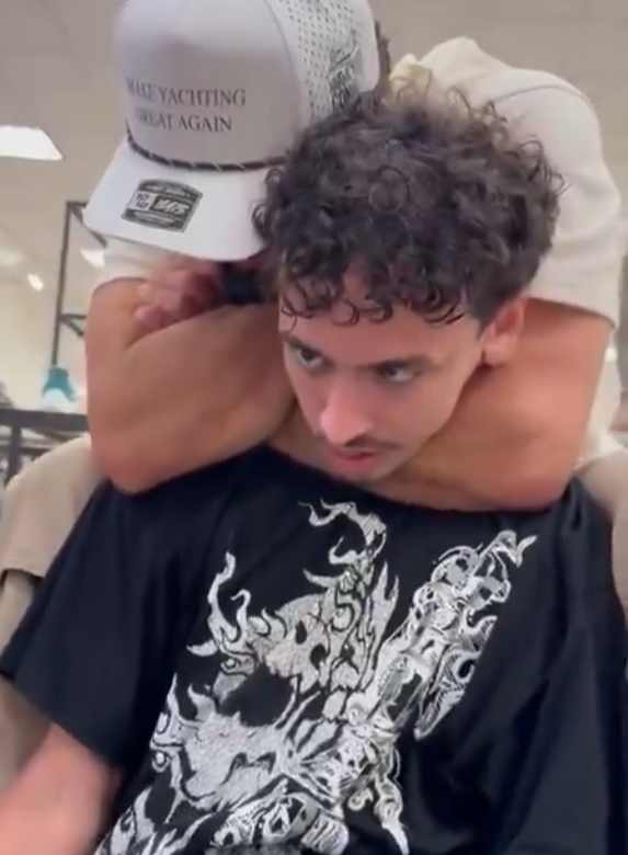 MrProducer tweet media