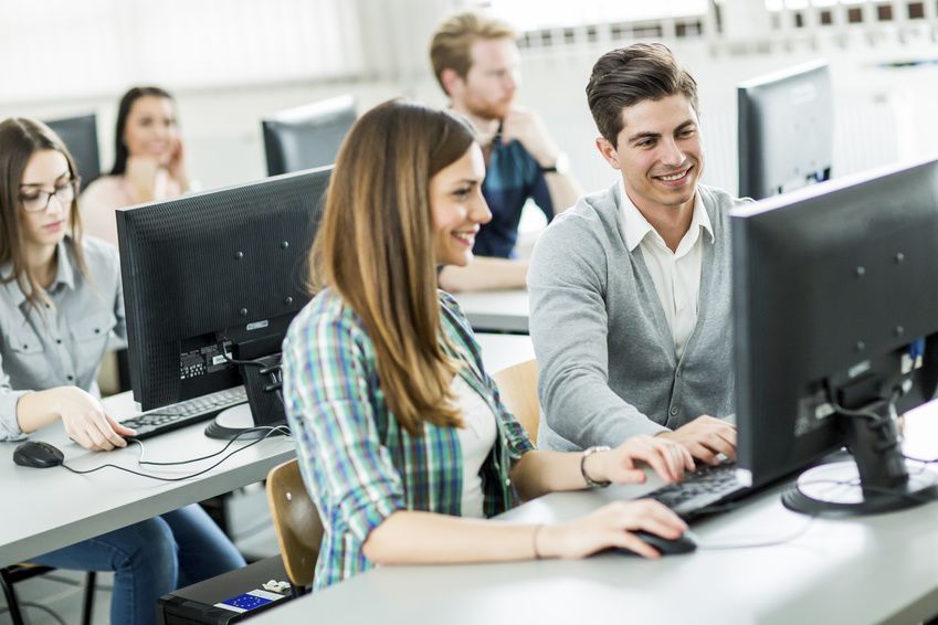 Nächste Schulung Creo Simulate 
Möchten Sie noch mehr aus Ihren Bauteilen herausholen und Simulationen sicher beherrschen? 

Einführung in Creo Simulate 
•13. - 17. Juli 2026
ptc-solutions.de/schulung/creo-…