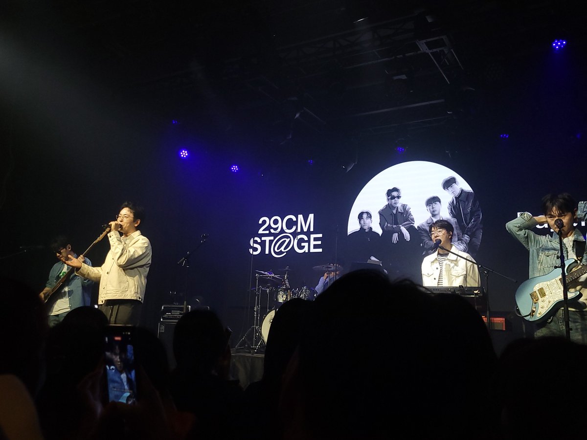 시루떠깅 tweet media