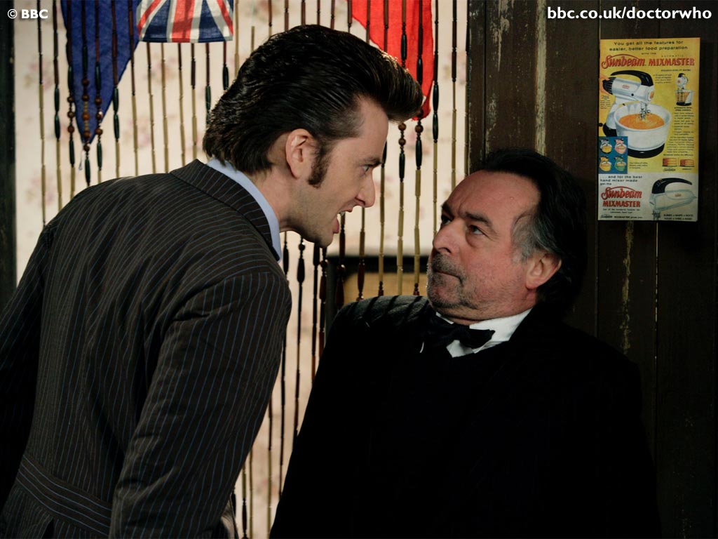David_Tennant's tweet image. The answer to the #DavidTennant Daily Photo yesterday was the #DoctorWho episode The Idiot's Lantern