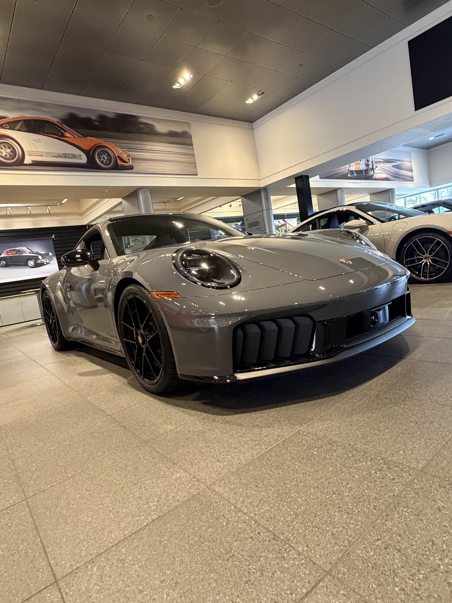 PorscheFF's tweet photo. The Porsche 911 Carrera GTS takes performance to the next level with sharper handling and unmistakable power. Experience a true driver’s car at Porsche Fairfield. https://t.co/0GeVb4Nvxl #Porsche911 #Porsche911CarreraGTS #PorscheFairfield https://t.co/nzafvBmZ3j