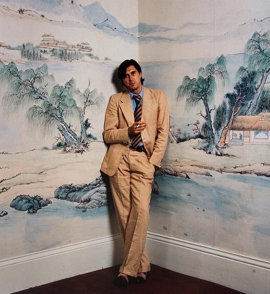 TheRealMickRock's tweet photo. ✨ Bryan Ferry - London, 1976 ✨ https://t.co/XXTiezZEd2