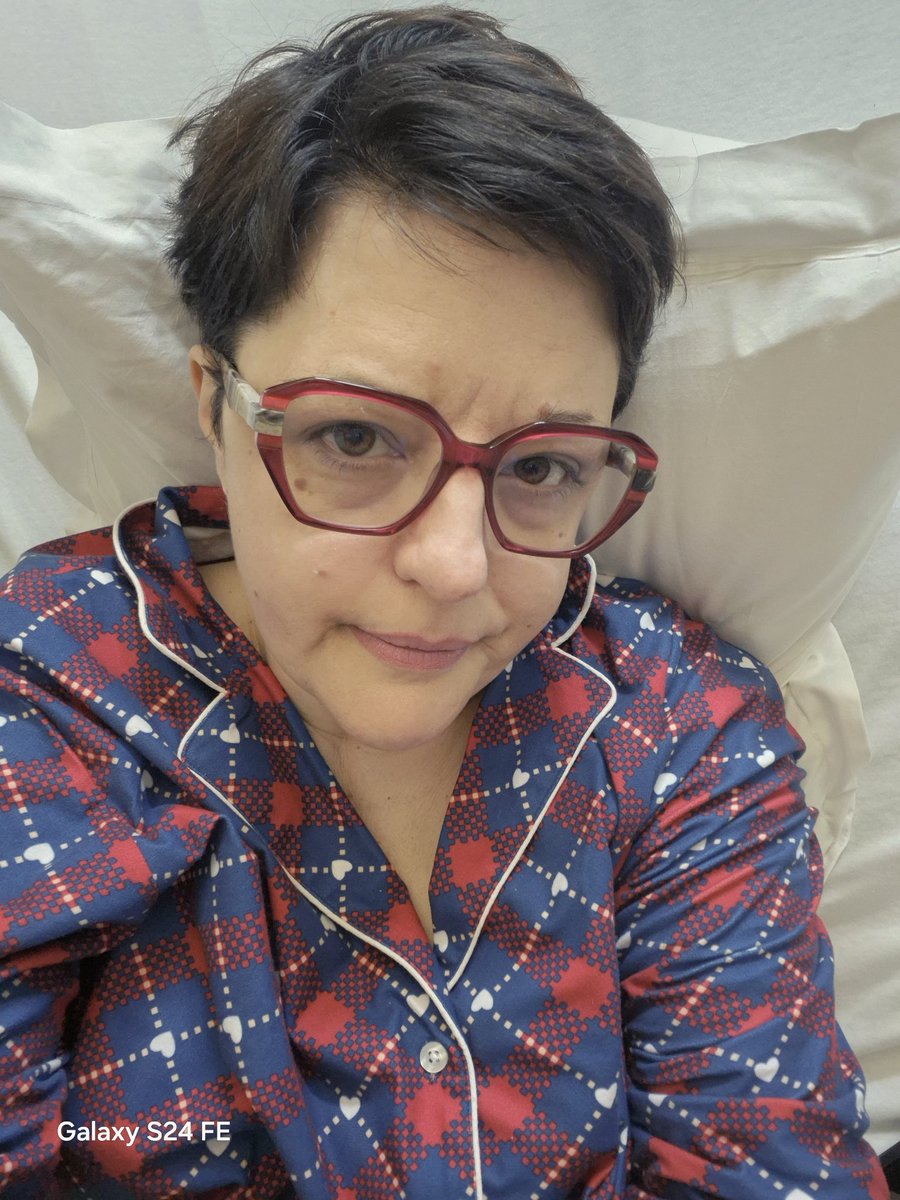 Isaline62's tweet photo. J ai ete brisée
Détruite
Anéantie
J ai perdu foi en la médecine
Je me suis perdu
3 ans c est long
3 ans de ma vie volées
Que la justice fasse son travail
J ai déjà tout perdu
Je suis en colère 
Avant Dernière intervention 
Avec des douleurs +++++
Et pas de certitude sures https://t.co/OiBWVqQzVu