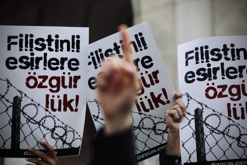 talhakilic__'s tweet photo. Aksa'da ablukaya son!
Filistinli esirlere özgürlük!

#stoptheexecutions #openaqsa https://t.co/ELuVy5Xpnm