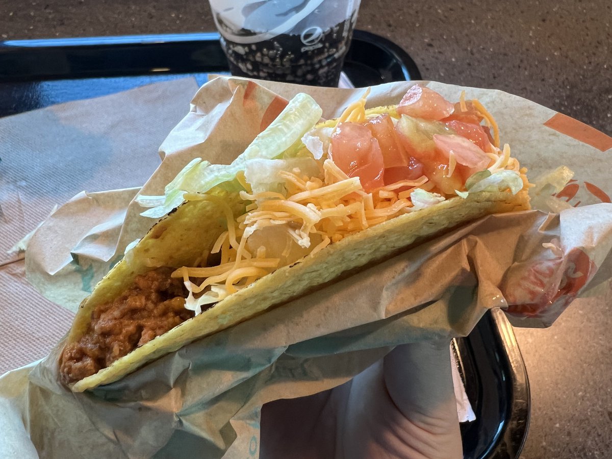 てかりん tweet media