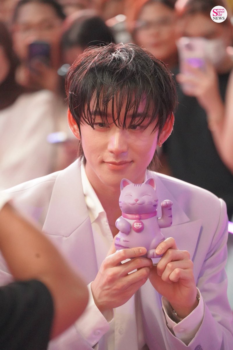 SuperStarNews tweet media